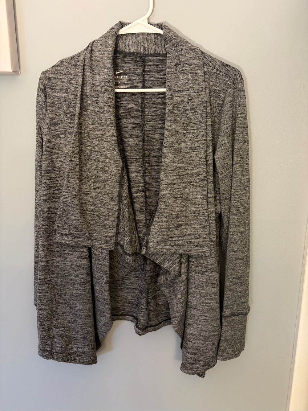 Nike Dri-FIT Yoga Waterfall Cardigan Medium Gray Space Dye Draped Wrap Open